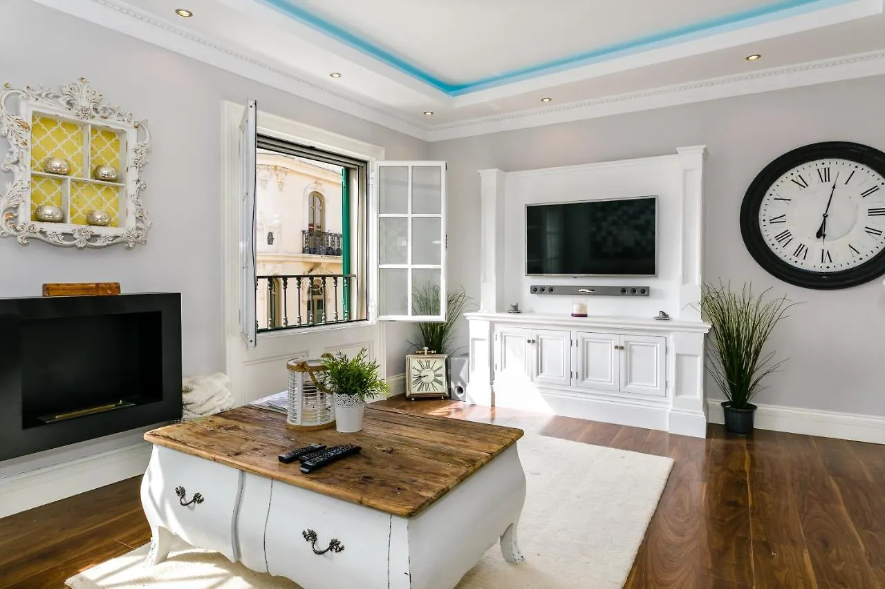 Weforyou 2 Bedrooms Penthouse At Malaga Center 0*,